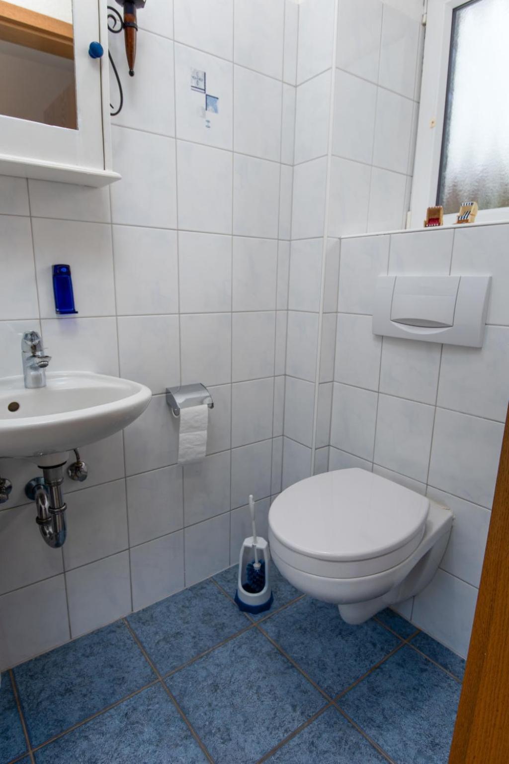 Aquantis By Interhome